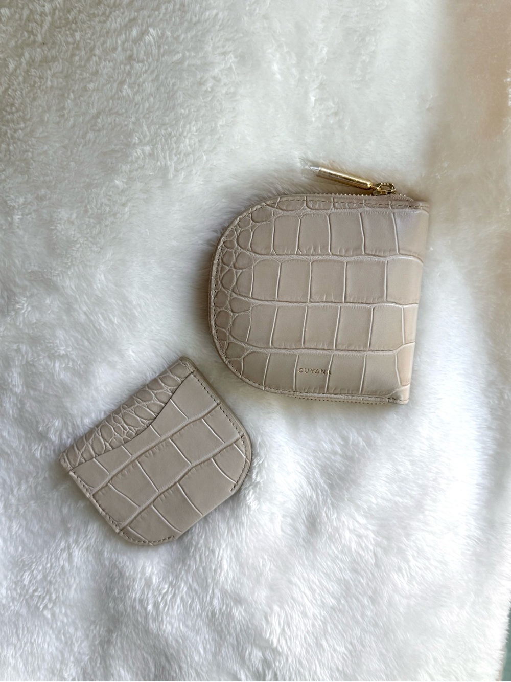 Cuyana Duo Zip Wallet- (Croco) in Stone